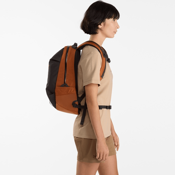 商品Arc'teryx|【Brilliant|包邮包税】始祖鸟 ARRO 16 BACKPACK[SS23] 新款上市 Aro 16 背包 ABNSUX5398,价格¥2140,第19张图片详细描述