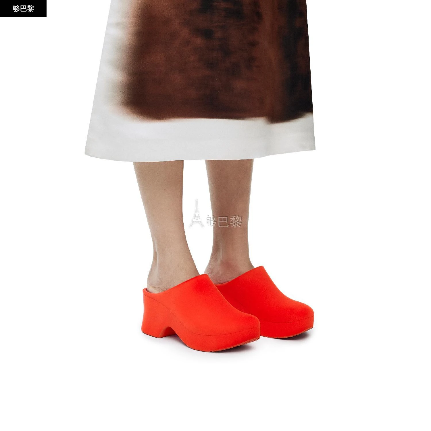 商品Loewe|包邮包税【预售7天发货】 LOEWE罗意威 24春夏 女士 厚底鞋 Terra Foam clog in flocked rubber L814V29X15-7587,价格¥3036,第5张图片详细描述