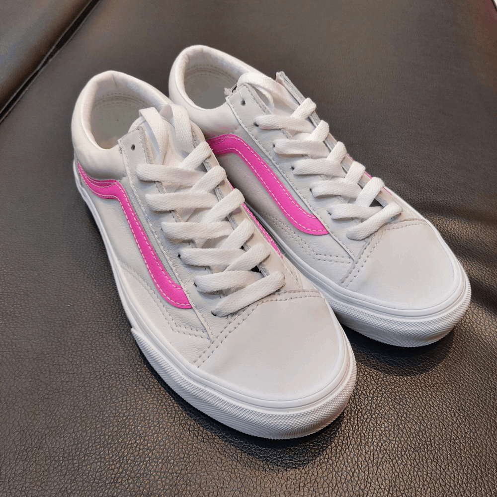 商品Vans|【韩国直邮|包邮包税】万斯 Style 36 #Leather Pop #男女通用鞋 #sugar plum/true white (VN0A54F6A6B),价格¥384,第2张图片详细描述