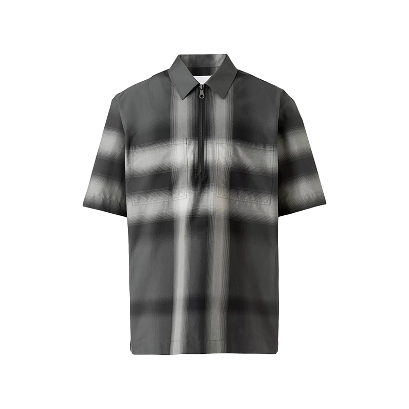 商品Burberry|【包税】BURBERRY/博柏利 22年秋冬新款 Pop Trading Company联名系列 男士风暴灰色纯棉模糊格纹短袖衬衫80572941,价格¥4506,第2张图片详细描述