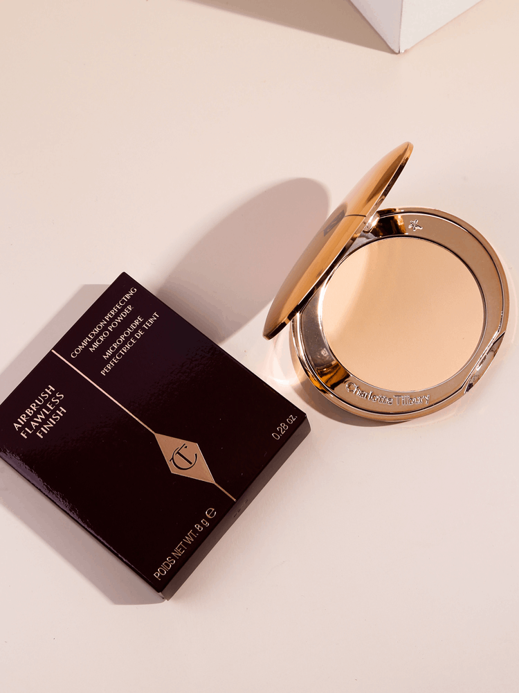 商品Charlotte Tilbury|Charlotte Tilbury CT无瑕极细蜜粉饼柔焦定妆,价格¥377,第2张图片详细描述