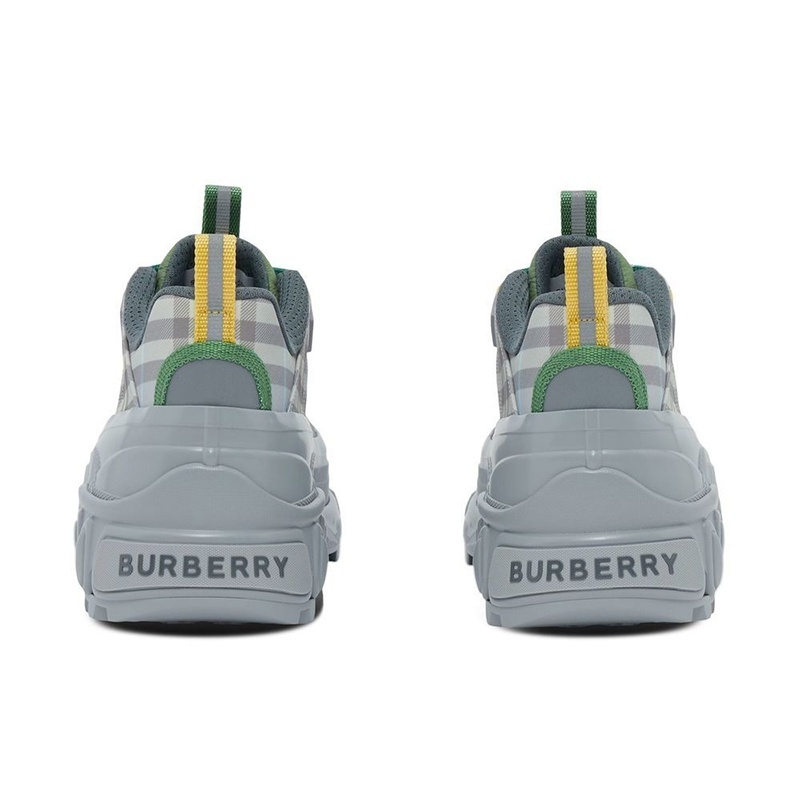 商品Burberry|奥莱 博柏利 男士灰绿色格纹绒面皮革运动鞋,价格¥4065,第2张图片详细描述