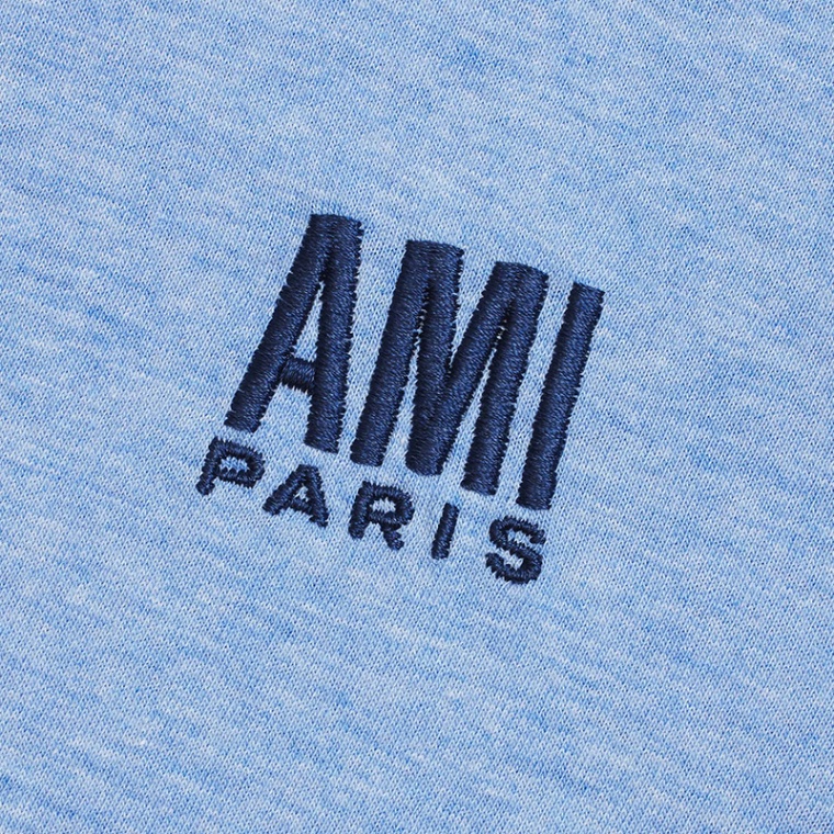 商品AMI|AMI PARIS 男女同款天蓝色棉质短袖T恤,价格¥1140,第3张图片详细描述