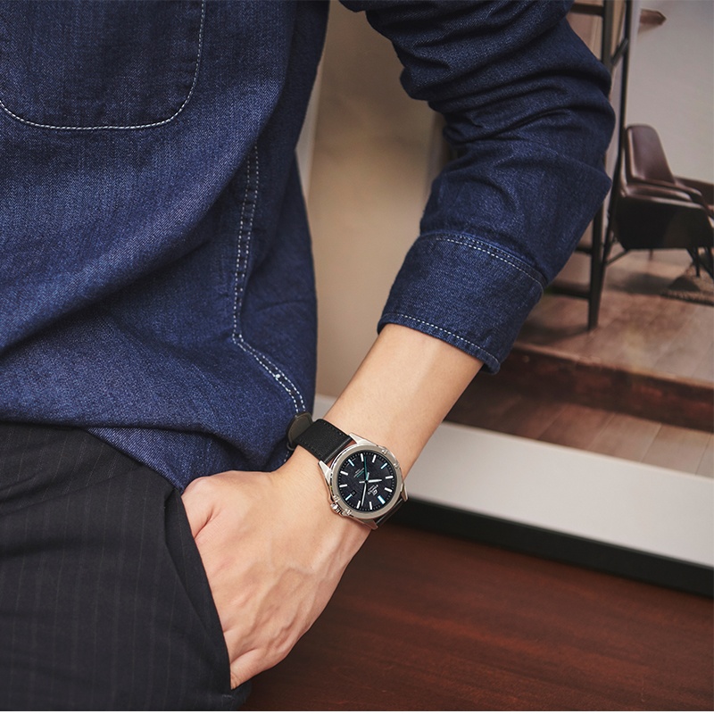 商品[国内直发] Casio|卡西欧手表EDIFICE 轻薄系列 简约三针设计 100米防水  日期显示 功能,价格¥991,第2张图片详细描述
