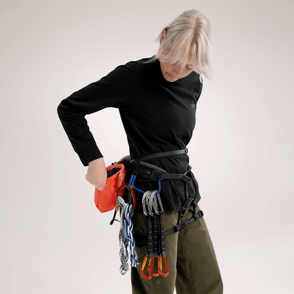 商品Arc'teryx|【Brilliant|包邮包税】ION LIGHTWEIGHT CHALK BAG [FW24] 新款上市 Ion轻量粉笔包 ABOFUX7827,价格¥526,第11张图片详细描述