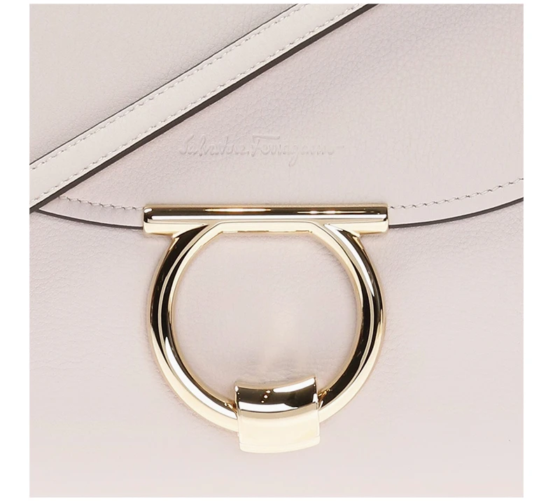 商品[国内直发] Salvatore Ferragamo|SALVATORE FERRAGAMO 女士粉色皮革托特包 21-H528-704895,价格¥9193,第8张图片详细描述