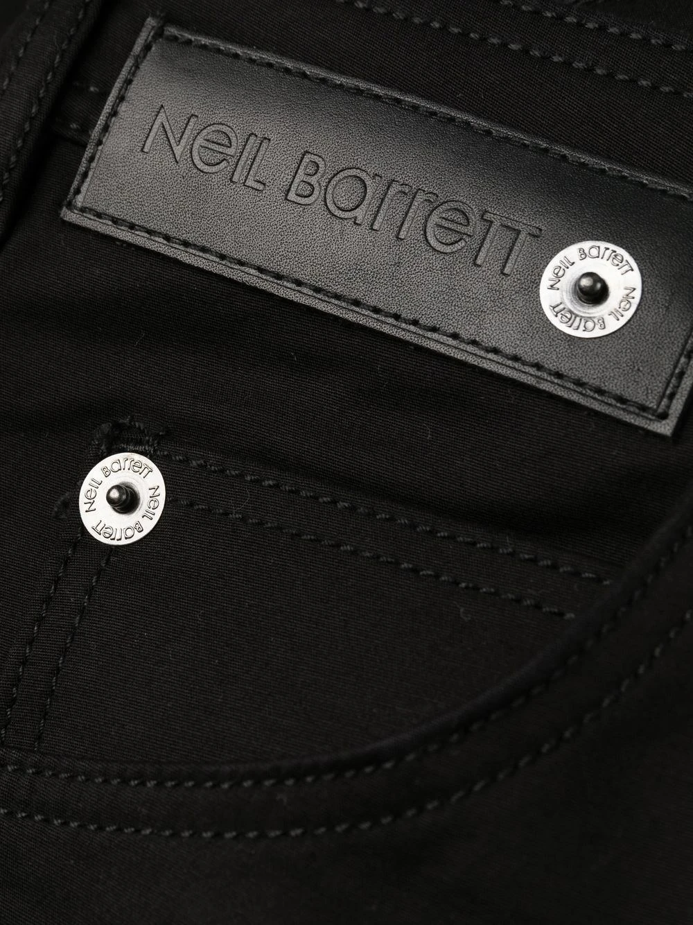 商品Neil Barrett|NEIL BARRETT 黑色男士休闲裤 PBDE042-T801-01,价格¥1123,第3张图片详细描述