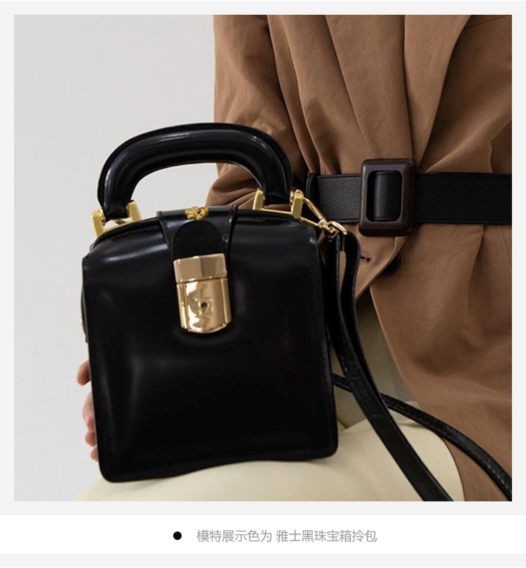 商品Pratesi|【国内直发】意大利Pratesi 珠宝级手工皮具2022热销牛皮优雅气质复古珠宝盒女包,价格¥3904,第3张图片详细描述