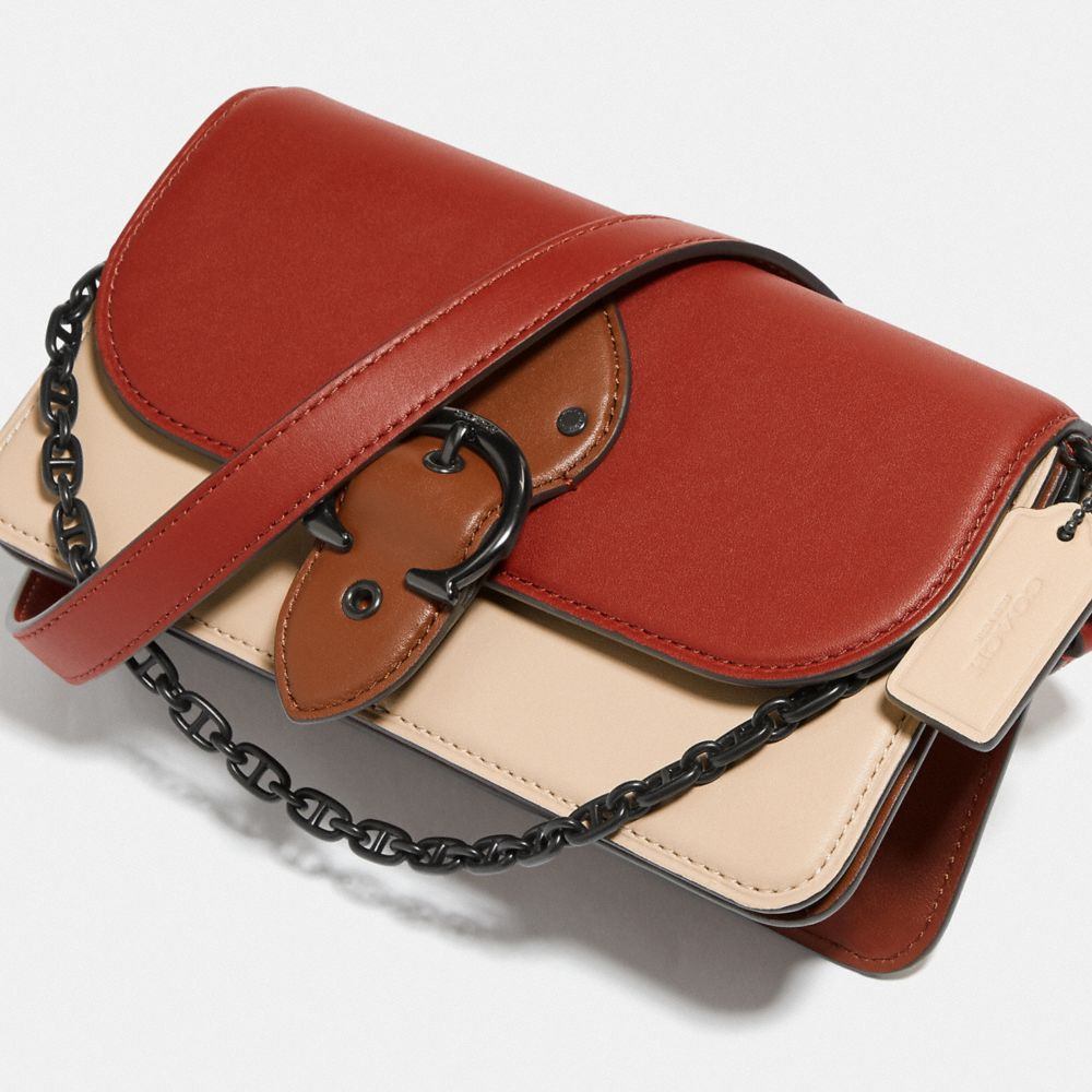 商品[国内直发] Coach|【微瑕清仓价】��蔻驰新款腋下包女士专柜款皮质小号单肩斜挎包黑色/白色 礼物送女友C2617 V5SBD,价格¥1182,第17张图片详细描述