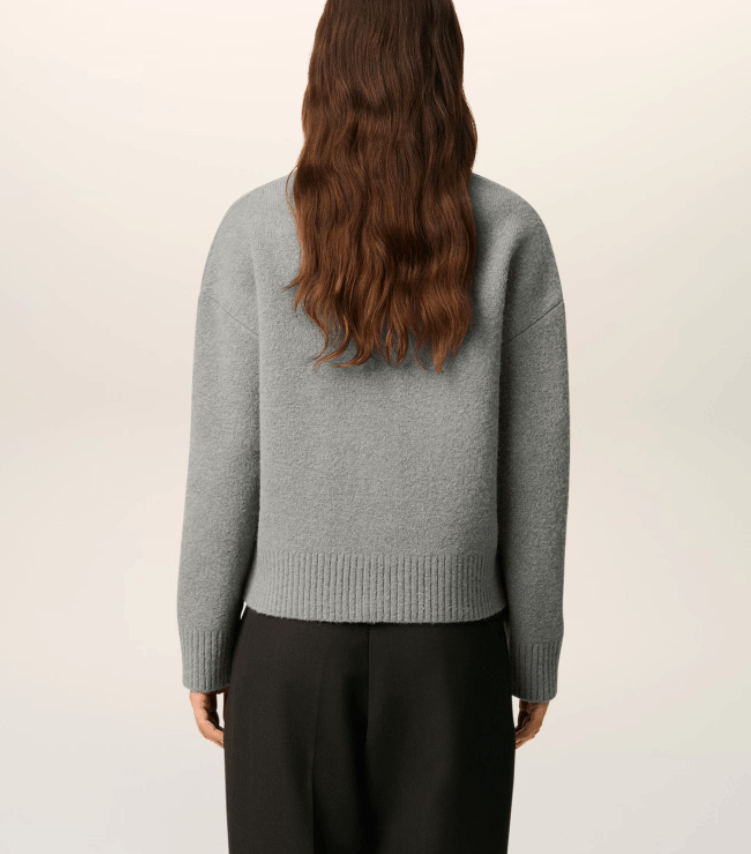 商品AMI|【秋冬新品】AMI 男女同款ADC羊驼毛混纺云朵开衫 爱心V领（香港仓发货）,价格¥3681,第11张图片详细描述