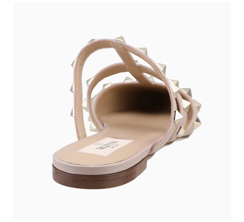 商品Valentino|VALENTINO 女士淡粉色漆皮铆钉平底半拖鞋 TW2S0H15-VNW-P45,价格¥4492,第6张图片详细描述