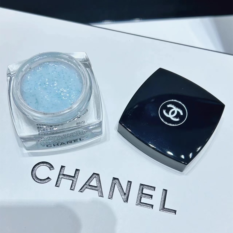 商品Chanel|香奈儿 山茶花保湿微精华眼霜15g 透亮 改善暗沉,价格¥582,第3张图片详细描述