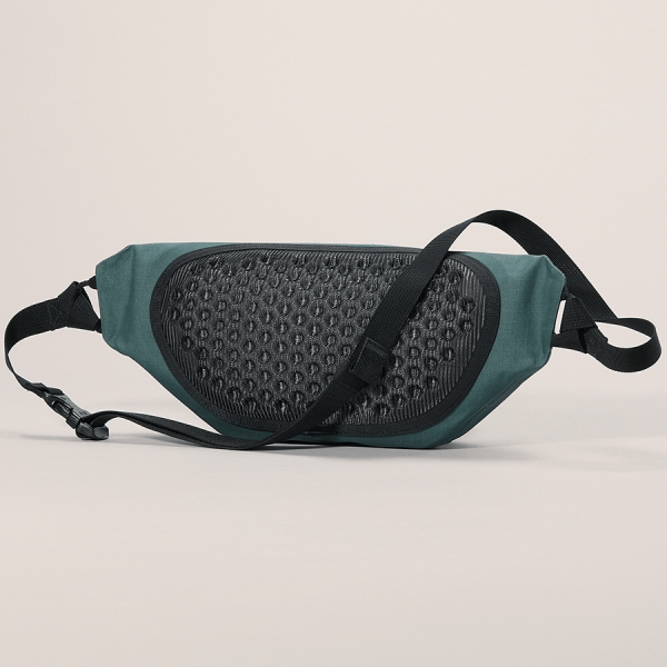 商品Arc'teryx|【Brilliant|包邮包税】始祖鸟[FW23] GRANVILLE CROSSBODY BAG 格兰维尔斜挎包 ABNFUX7015,价格¥1389,第17张图片详细描述