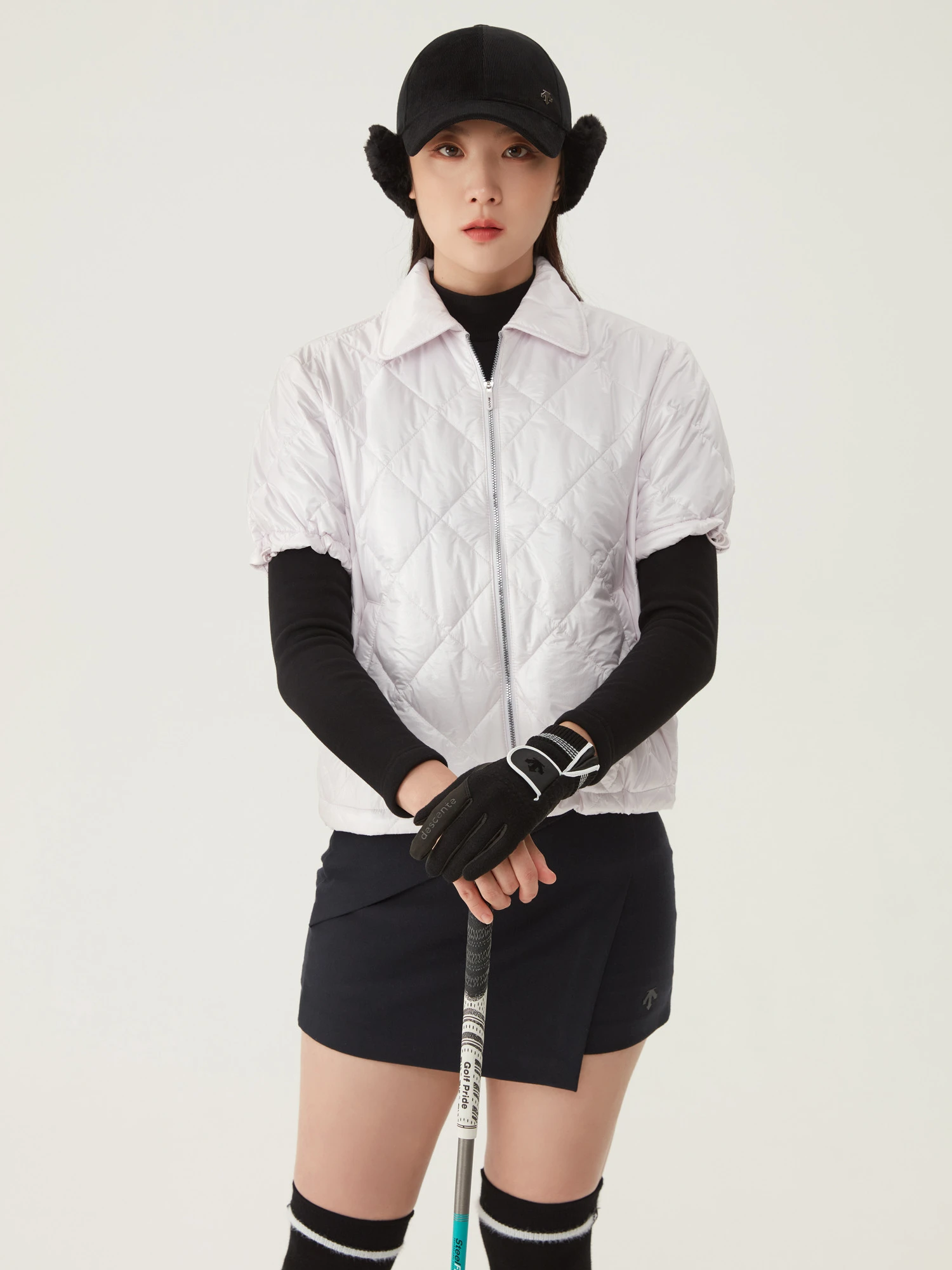 商品【预售商品15天发货】 DESCENTE|GOLF女性短袖绗缝羽绒外套轻便时尚 DO42WFDJO5-LICG,价格¥1596,第11张图片详细描述
