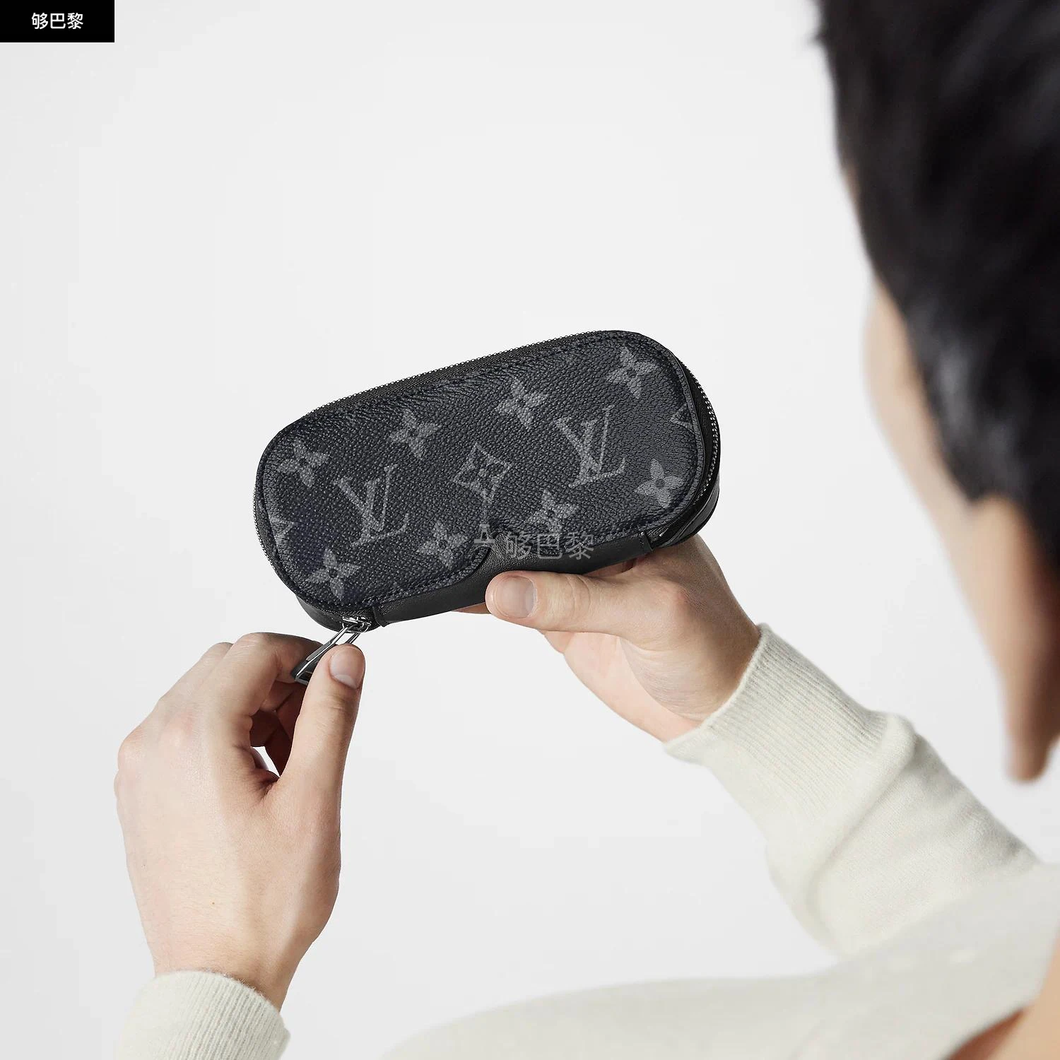 商品Louis Vuitton|【预售】 LV路易威登 24秋冬 男士 收纳盒 SUNGLASSES POUCH 大号眼镜盒 GI0654,价格¥4702,第6张图片详细描述