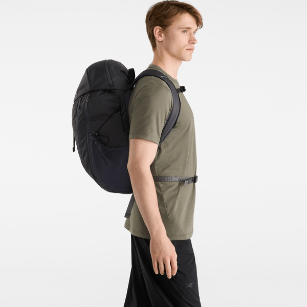 商品Arc'teryx|【Brilliant|包邮包税】始祖鸟 MANTIS 20 BACKPACK[SS23] 新款上市 Mantis 20 背包 ABNSUX6933,价格¥1558,第24张图片详细描述