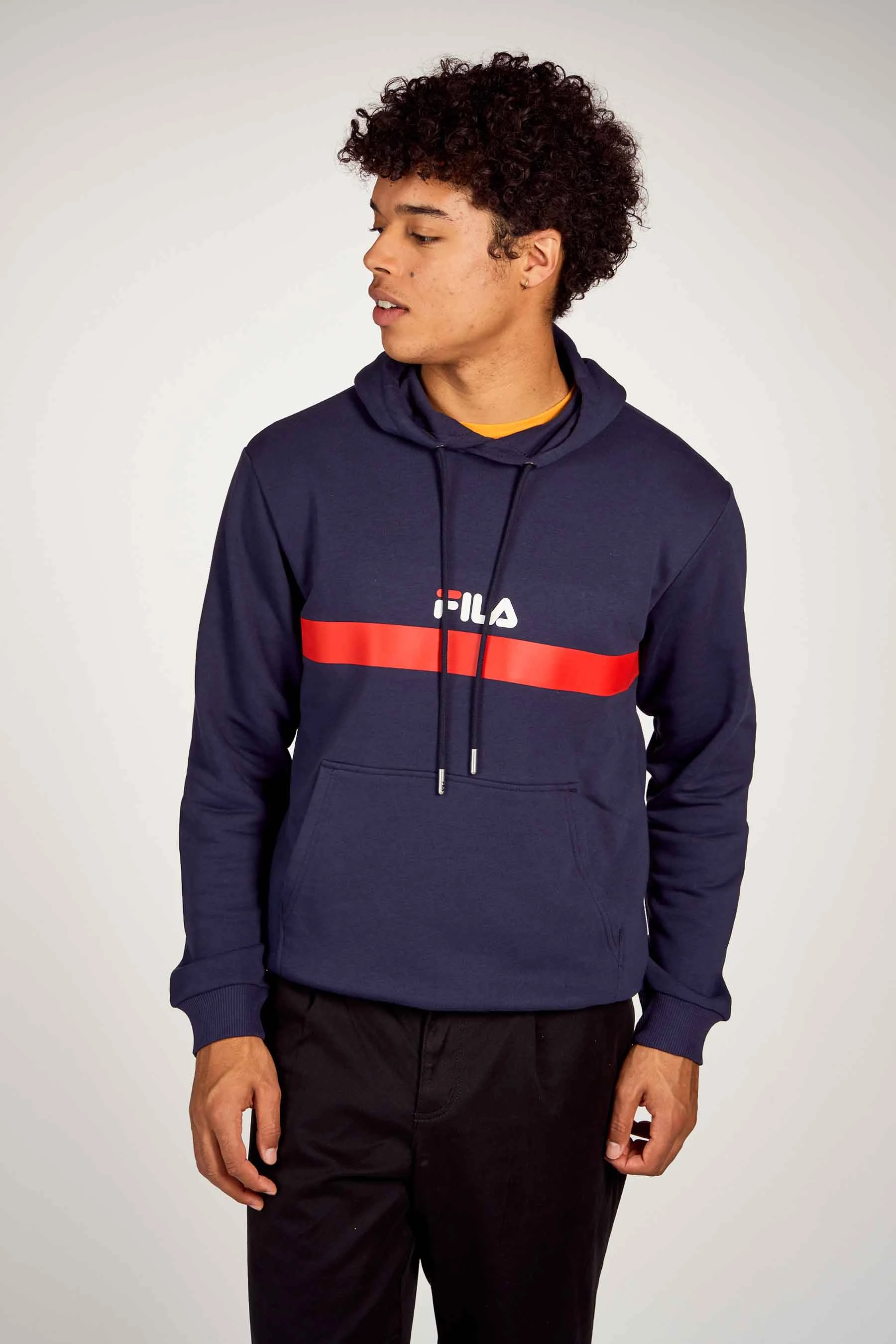 商品[国内直发] Fila|FILA 男士深蓝色棉质连帽卫衣 687991-170,价格¥394,第1张图片详细描述