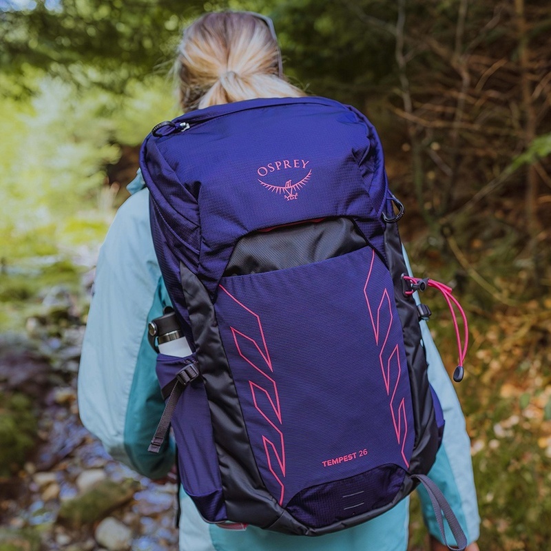 商品Osprey|【现货】小鹰Tempest 26男女深紫色尼龙徒步旅行/多项运动背包 TEMPEST-26-DEEP-FIG,价格¥2225,第5张图片详细描述