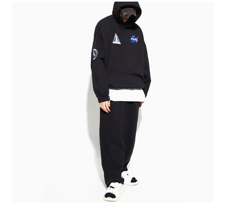 商品[国内直发] Balenciaga|BALENCIAGA 黑色男士卫衣/帽衫 651799-TKVD8-1070,价格¥8329,第8张图片详细描述