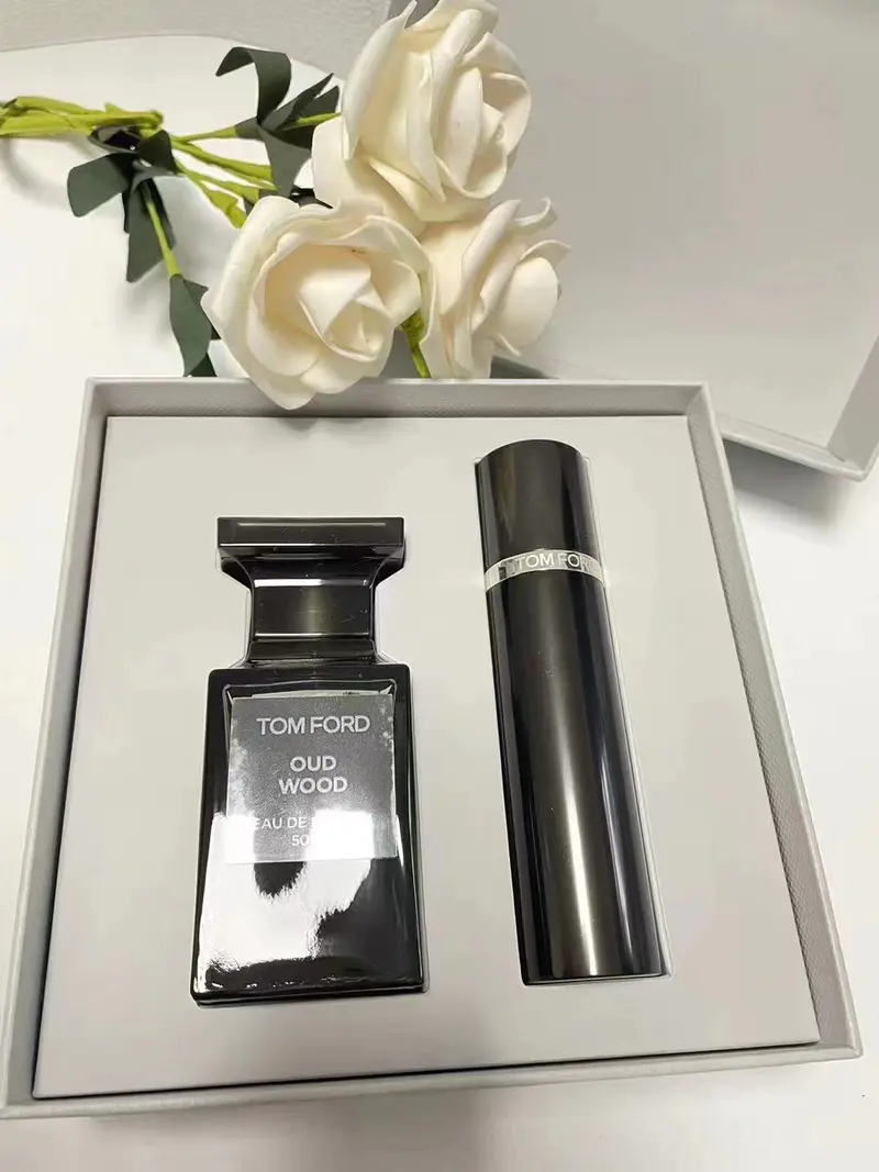 商品Tom Ford|TF汤姆福特乌木沉香礼盒两件套香水50ml+随行10ml【香港直邮】,价格¥1330,第1张图片详细描述