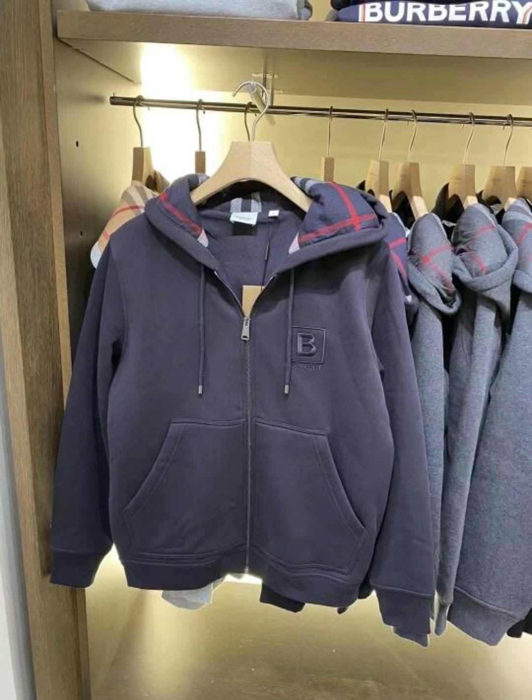 商品Burberry|BURBERRY/博柏利 经典款 女士海军蓝色棉质混纺拉链连帽上衣外套卫衣80615561,价格¥1874,第3张图片详细描述