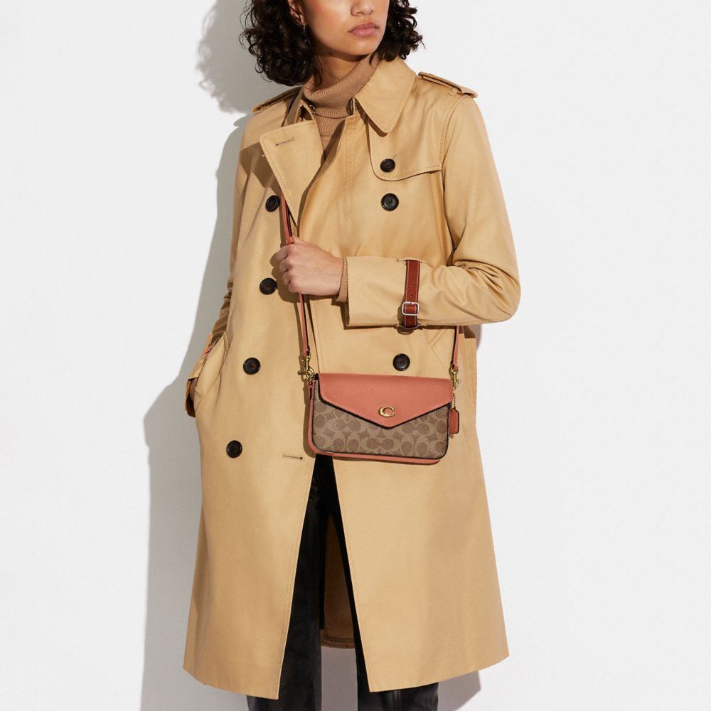 商品[国内直发] Coach|蔻驰女包Wyn 21经典老花拼色c标单肩斜挎包水桶包礼物送女友 C8442 B4TY9,价格¥1417,第3张图片详细描述