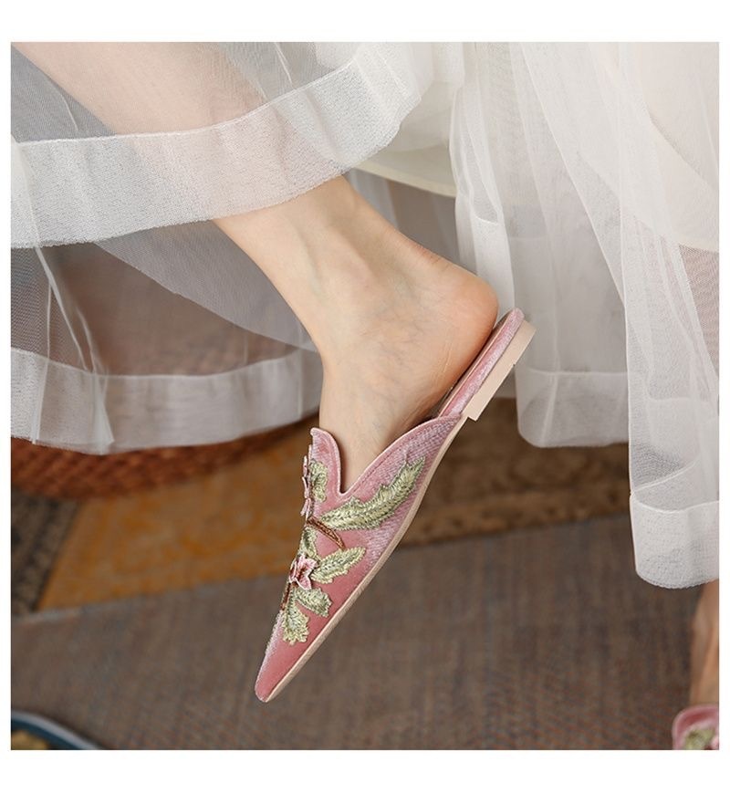 商品[国内直发] GLENVINTEN|格岚云顿2024年夏季新款女鞋尖头绣花平底包头穆勒鞋半拖外穿懒人鞋凉拖鞋,价格¥257,第5张图片详细描述