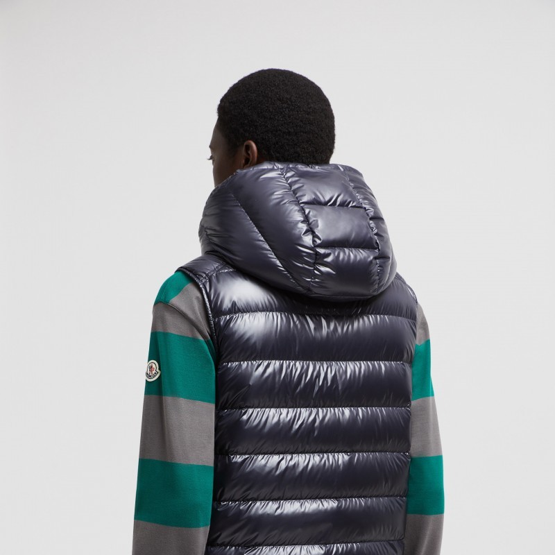 商品Moncler|蒙口 BARANT系列男士黑色无袖羽绒服 J20911A00062597EX243（两色可选）,价格¥8654,第10张图片详细描述