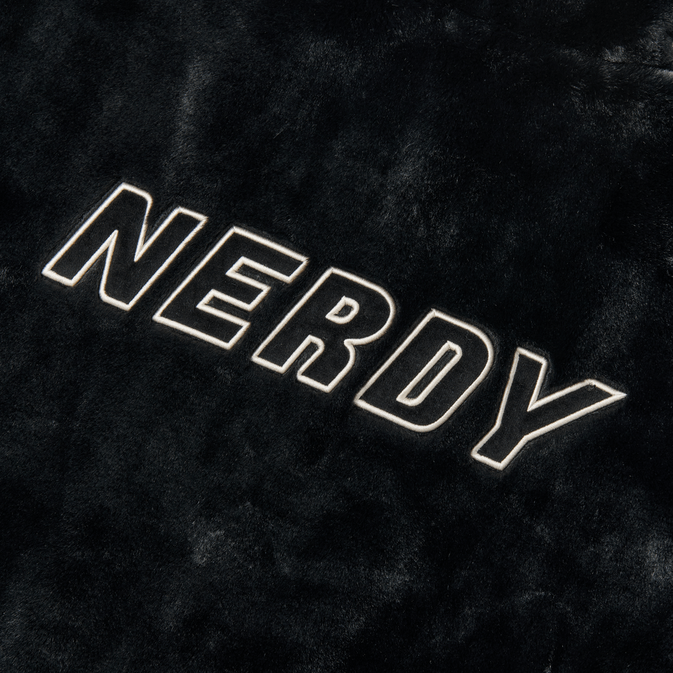 商品NERDY|【享贝家】NERDY 新款男女情侣款运动休闲加绒夹克 黑色\奶白色\粉红色\紫色（预售款，10天发货）PNEW22KJ0401,价格¥459,第14张图片详细描述