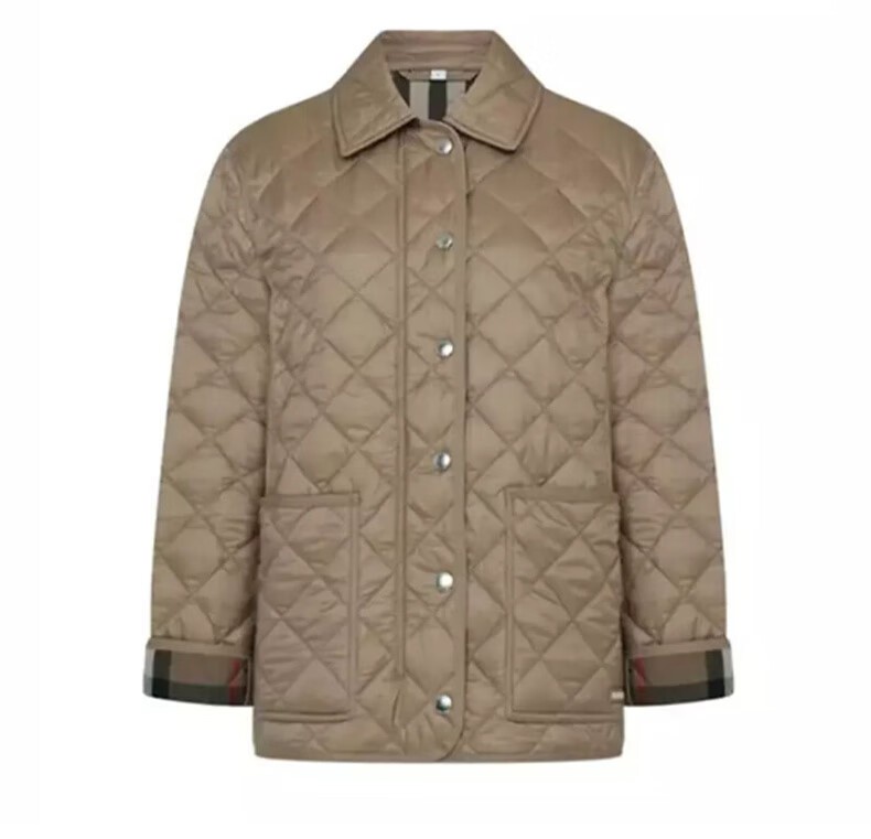 商品Burberry|BURBERRY/博柏利 女士米色聚酰胺贴袋按扣开襟棉服80841951 时尚优雅百搭,价格¥3033,第4张图片详细描述