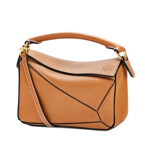 商品Loewe|【包税】LOEWE/罗意威 经典Puzzle系列 女士迷你浅焦糖色粒面小牛皮手提单肩包拼图包A510U95X37-3649 ,价格¥14974,第15张图片详细描述