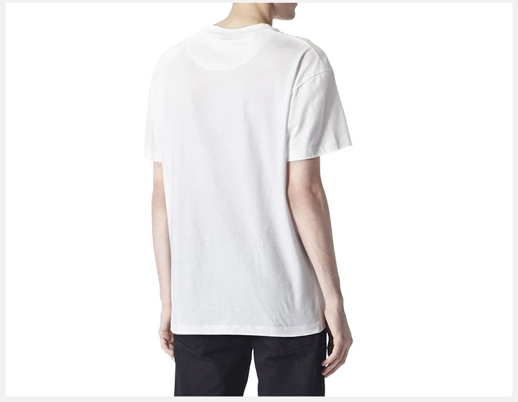 商品Alexander McQueen|Alexander McQueen 亚历山大·麦昆 男士白色印花棉T恤 291571-RER46-9000,价格¥895,第5张图片详细描述