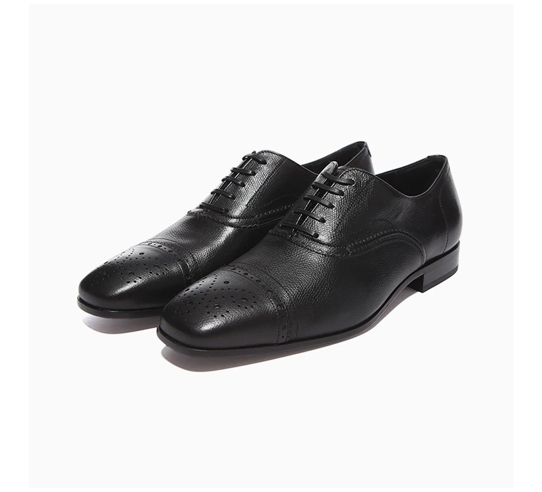 商品Salvatore Ferragamo|SALVATORE FERRAGAMO 男款黑色牛皮商务休闲皮鞋 0629302,价格¥2500,第6张图片详细描述
