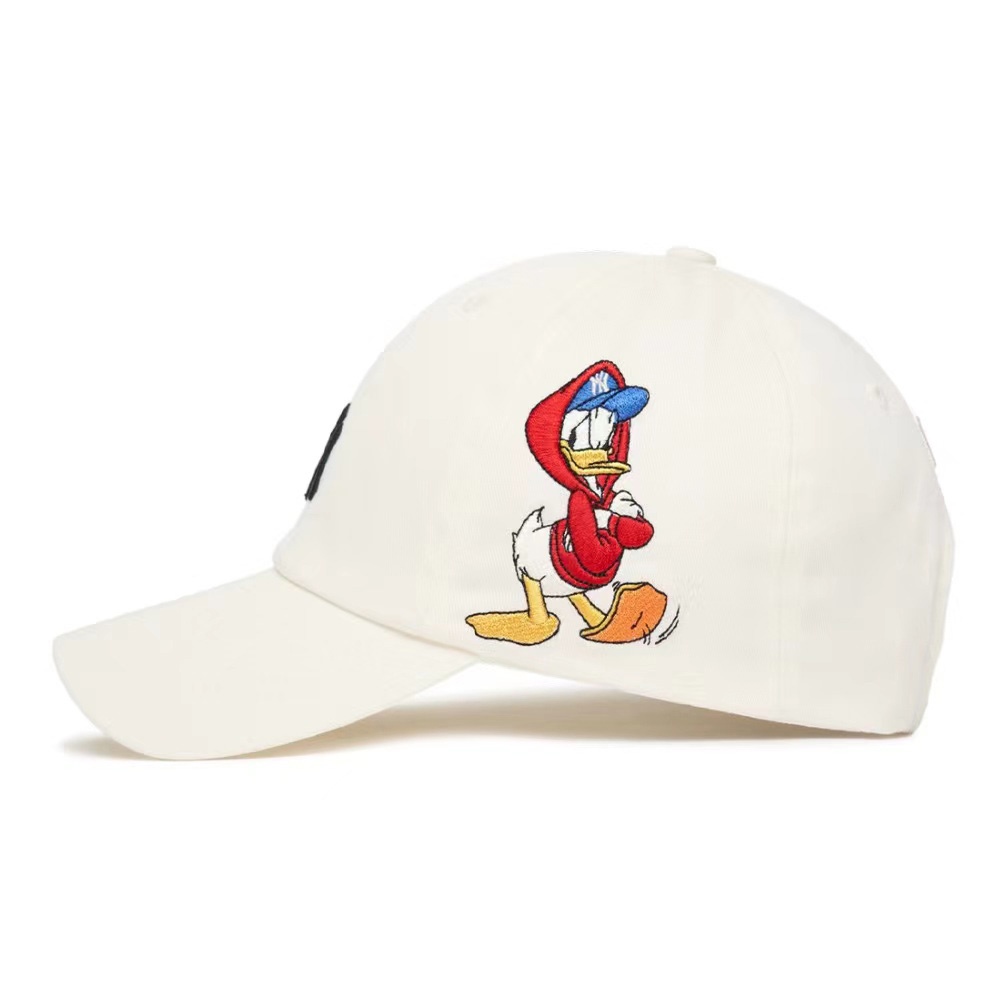 商品MLB|【享贝家】 Disney迪士尼唐老鸭联名 刺绣潮流 鸭舌帽 米色/白色/黑色/蓝色 3ACPD011N ,价格¥157,第5张图片详细描述