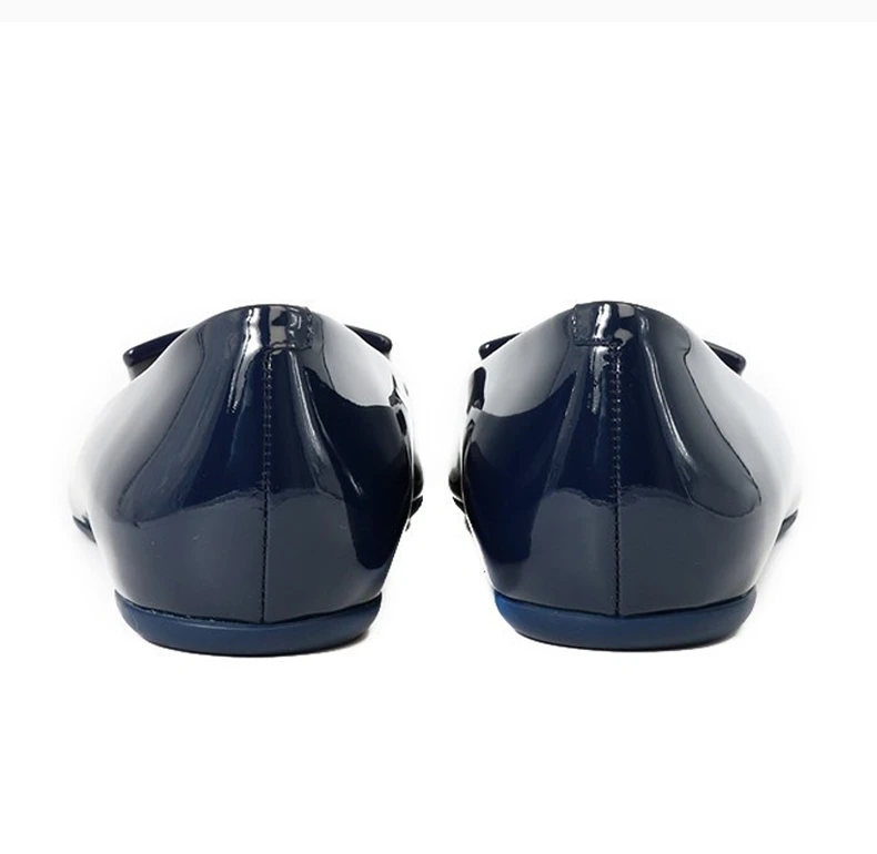 商品[国内直发] Roger Vivier|Roger Vivier 罗杰·维维亚 女士蓝色漆皮平底鞋 RVW20802070-D1P-U800,价格¥5852,第7张图片详细描述
