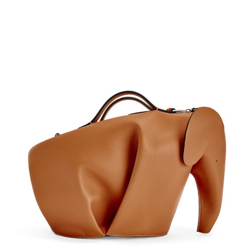 商品Loewe|【包税】LOEWE/罗意威 2021春夏新款 Elephant系列 男士大号棕褐色经典小牛皮拉链大象轮廓可调节肩带拉链斜挎单肩包B623A18X01-2530,价格¥15132,第5张图片详细描述