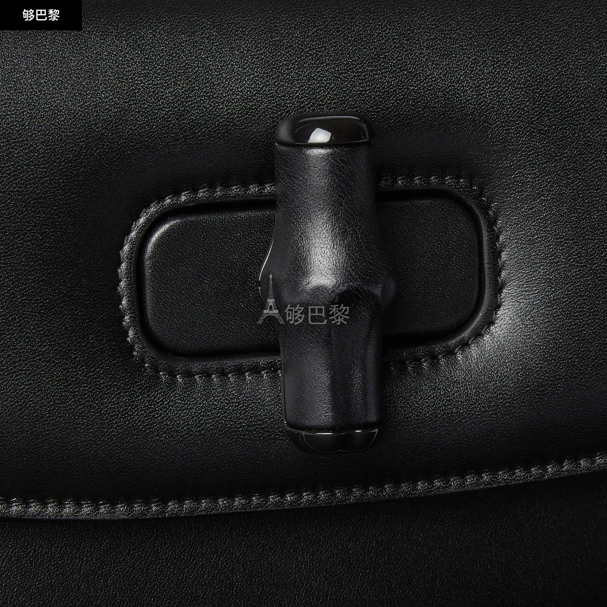 商品Gucci|【预售】 古驰 25春夏 女士 手提包 GUCCI BAMBOO DIVA系列小号竹节手提包 832953 AAEVH 1000,价格¥31169,第3张图片详细描述