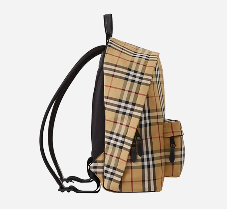 商品Burberry|【现货】博柏丽 棕色拼色格纹装饰拉链闭合带外兜双肩包 80841131,价格¥6741,第13张图片详细描述