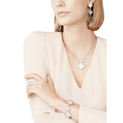 商品Van Cleef & Arpels| Van Cleef & Arpels/梵克雅宝 经典Magic Alhambra系列 18k金白金白色灰色珍珠母贝玉髓3四叶草耳坠耳环VCARN18800,价格¥84106,第2张图片详细描述