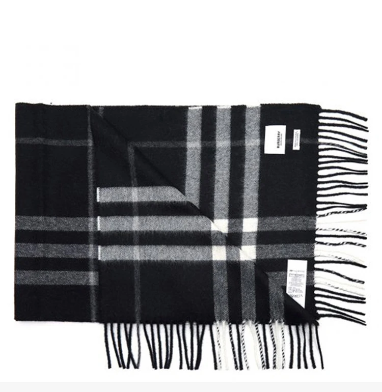 商品Burberry|BURBERRY 黑色男士围巾 8015537,价格¥4034,第5张图片详细描述