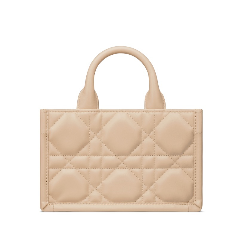 商品Dior|迪奥Book Tote系列女士浅褐色牛皮手提包 S5573OWHP_M51U,价格¥18452,第9张图片详细描述