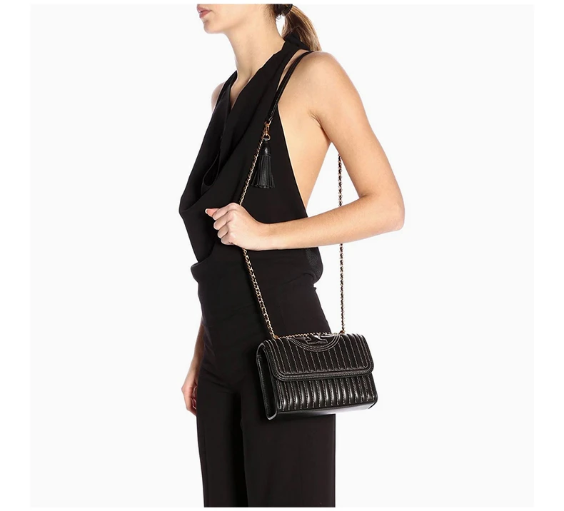 商品Tory Burch|TORY BURCH 女士黑色皮革绗缝金属颗粒装饰链条单肩斜挎包 52310-612,价格¥2556,第8张图片详细描述