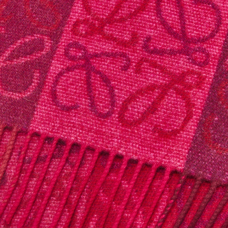 商品Loewe|LOEWE/罗意威23新款 男女红色羊毛和羊绒棋盘�格围巾,价格¥2962,第4张图片详细描述