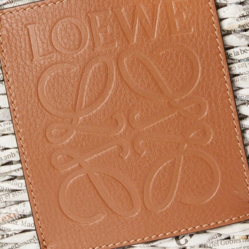 商品Loewe|【包税】LOEWE/罗意威  Basket系列 女士小号棕色/多色编织纸制品饰经典徽标压印牛皮革单肩手提包A223099X18-2904,价格¥6672,第2张图片详细描述