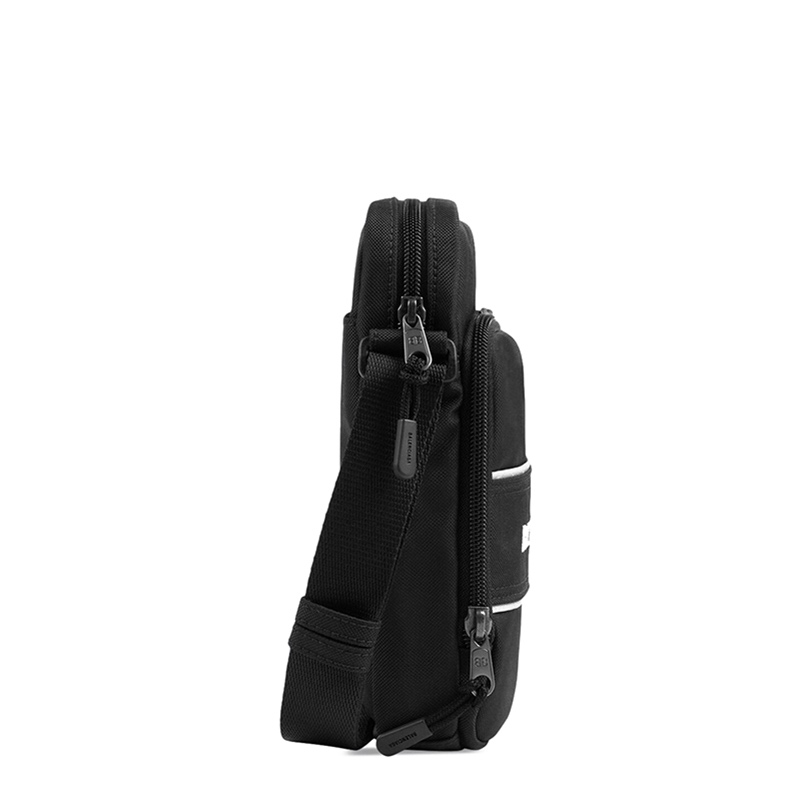 商品Balenciaga|BALENCIAGA/巴黎世家 Sport系列 男士小号黑色再生尼龙徽标刺绣单肩邮差包 6386572HFNX1090,价格¥4685,第2张图片详细描述