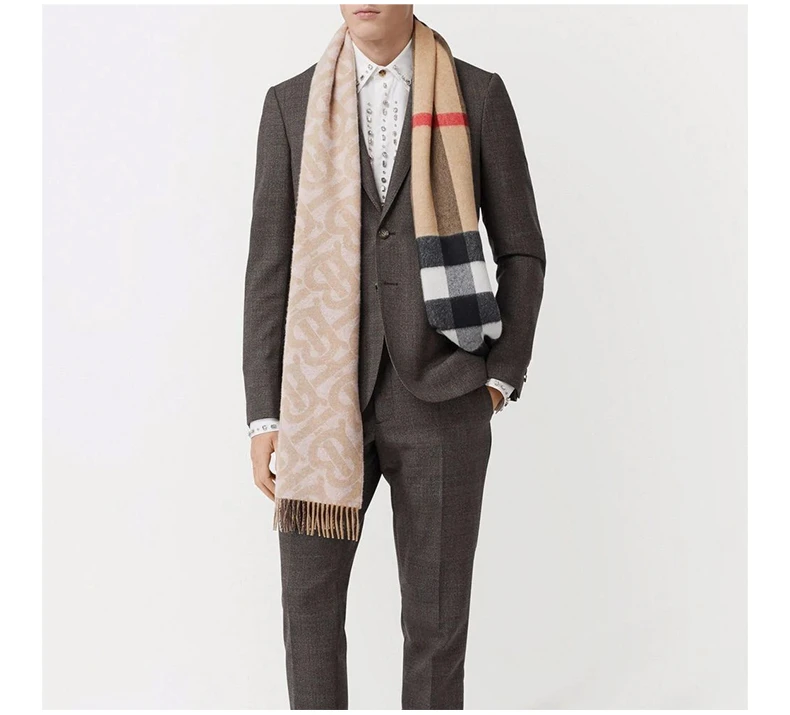 商品Burberry|BURBERRY 男士印花围巾 8043731,价格¥4889,第6张图片详细描述
