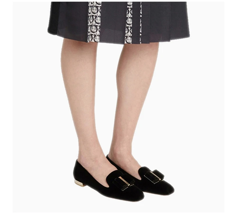 商品Salvatore Ferragamo|SALVATORE FERRAGAMO 女士黑色平底船鞋 01-R506-733784,价格¥3251,第7张图片详细描述