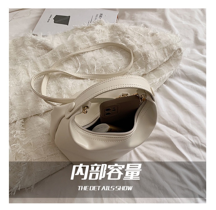 商品[国内直发] GLENVINTEN|格岚云顿小众手提包饭盒包极简风轻奢高级质感便当包22年新款,价格¥343,第11张图片详细描述