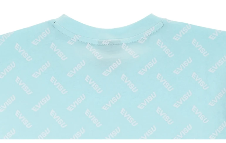 商品Evisu|【享贝家】（国内现货-QD）Evisu 福神 满印小标休闲宽松短袖T恤 男女同款 天蓝色 ET2UTS820SB,价格¥196,第5张图片详细描述