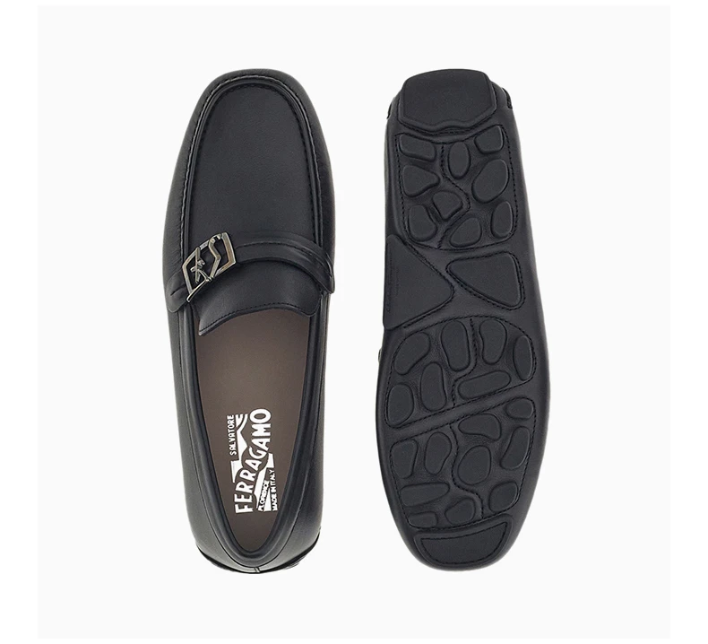 商品Salvatore Ferragamo|SALVATORE FERRAGAMO 男士黑色牛皮饰有金属搭扣驾车�鞋 020376-745548,价格¥3382,第6张图片详细描述